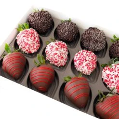 Ode To Love Chocolate Covered Strawberries -Grocery Store 5th avenue case ode to love chocolate covered strawberries 34836483604680